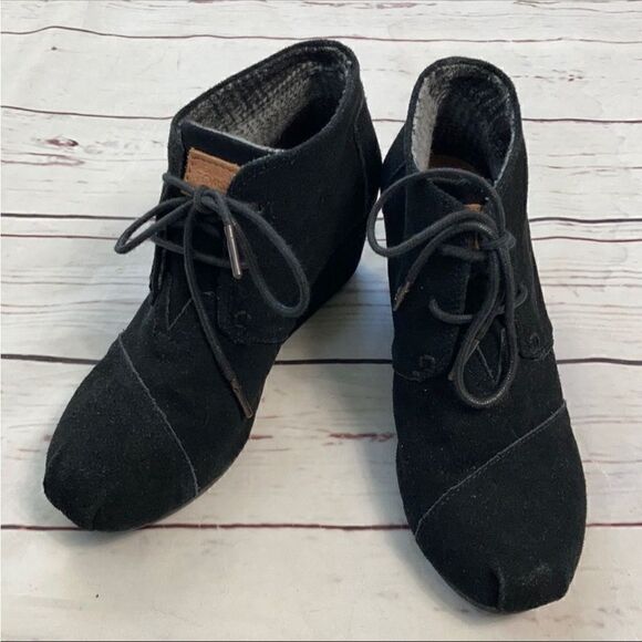 Toms Black Suede Wedges Booties - Picture 2 of 12
